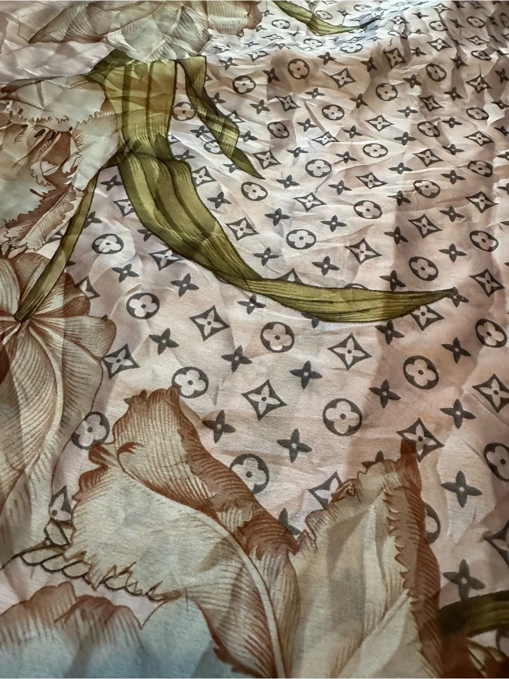 Designer 100% silk scarf light pick floral